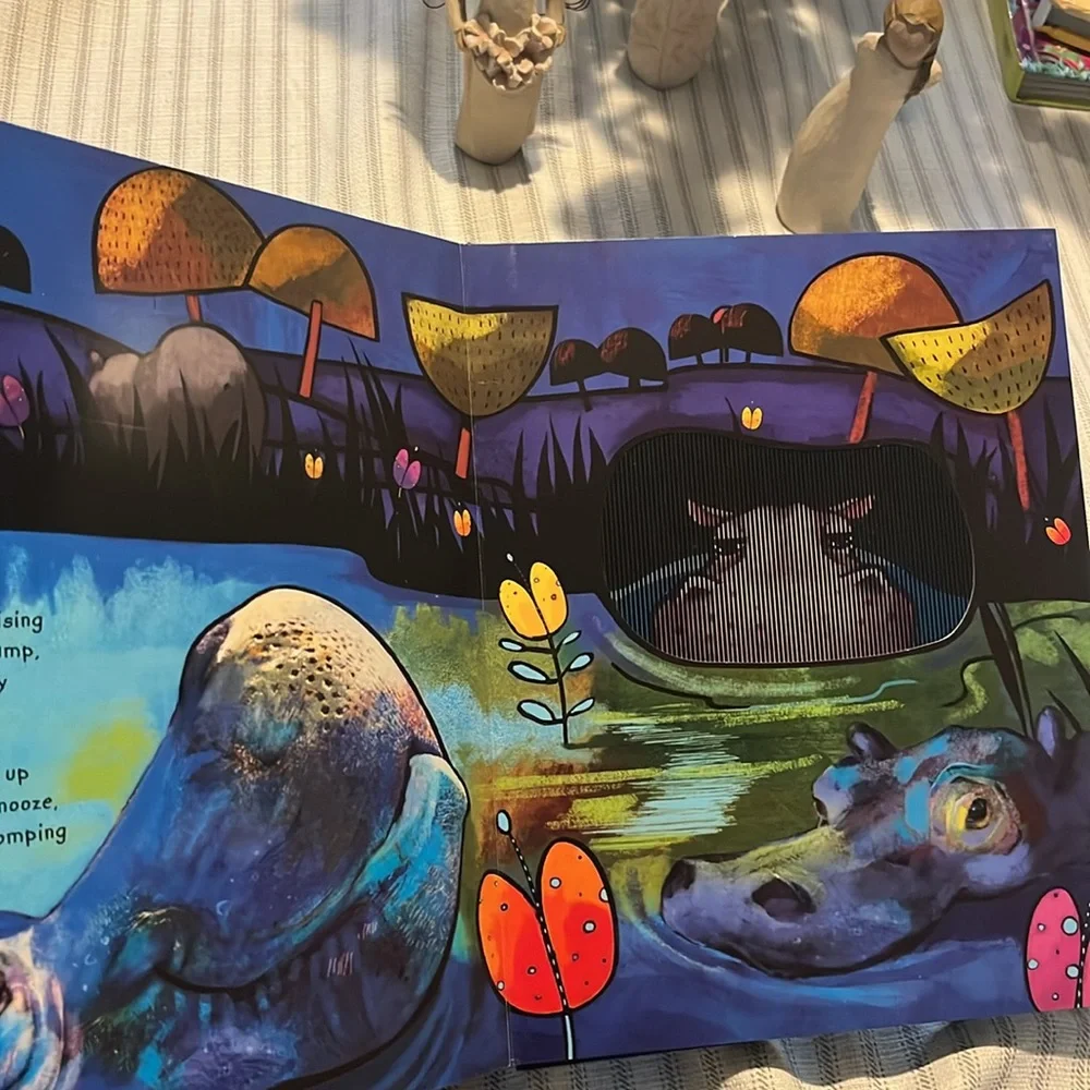 Lights Out, Night's Out: A Glow in the Dark Book (AniMotion) EUC